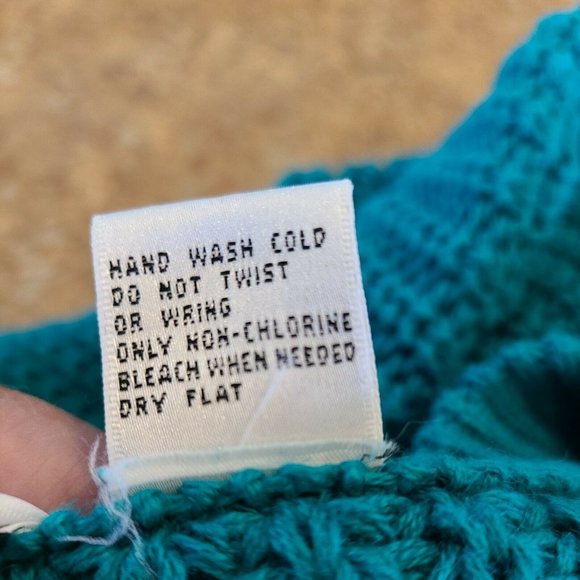 Vintage Nordstrom Brass Plum Women's Sweater Size Medium Chunky Cable Knit Bulky - Picture 8 of 9